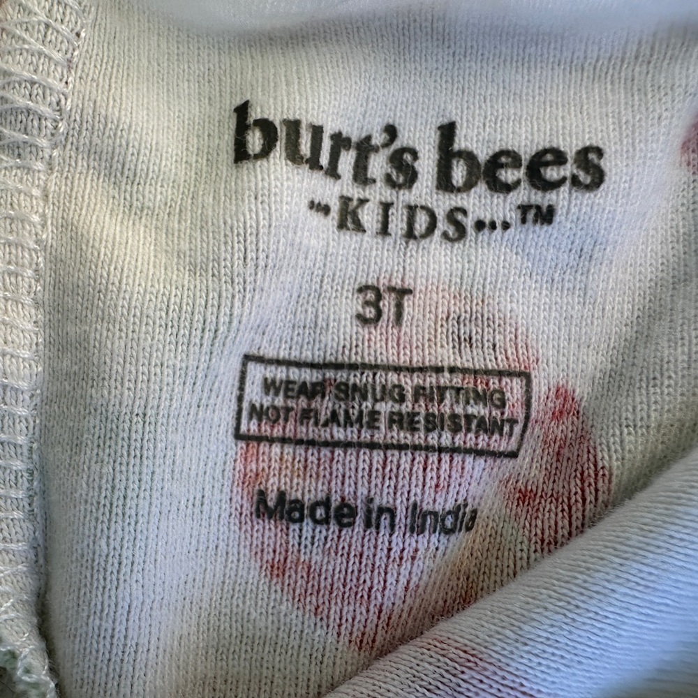 Burt's Bees girl’s Red and Green Matching Pajama Sets. Size 3T. - Picture 7 of 11